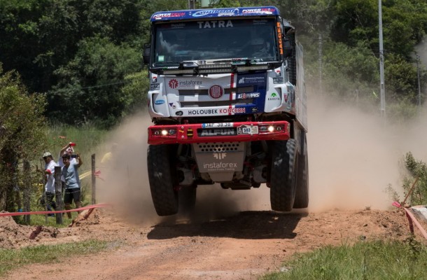 Kolomý Plunges in Dakar Rally with the Quickest Time and Takes the Lead!