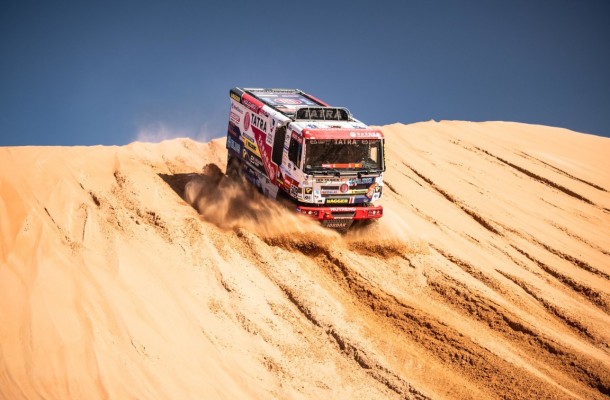 I přes dnešní nepřízeň techniky směřuje tým Buggyra Racing do cíle Dakaru 