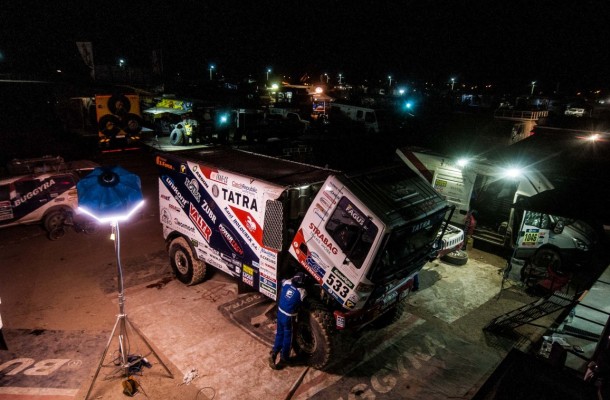 Kolomý na Dakaru havaroval, Valtr si vylepšil své maximum